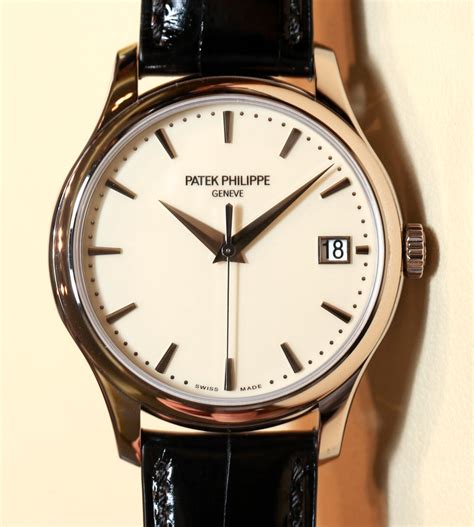 Patek Philippe Calatrava 5227 Hands